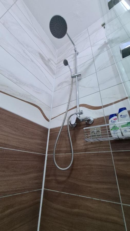 Kingston Apartment Pirot Ngoại thất bức ảnh