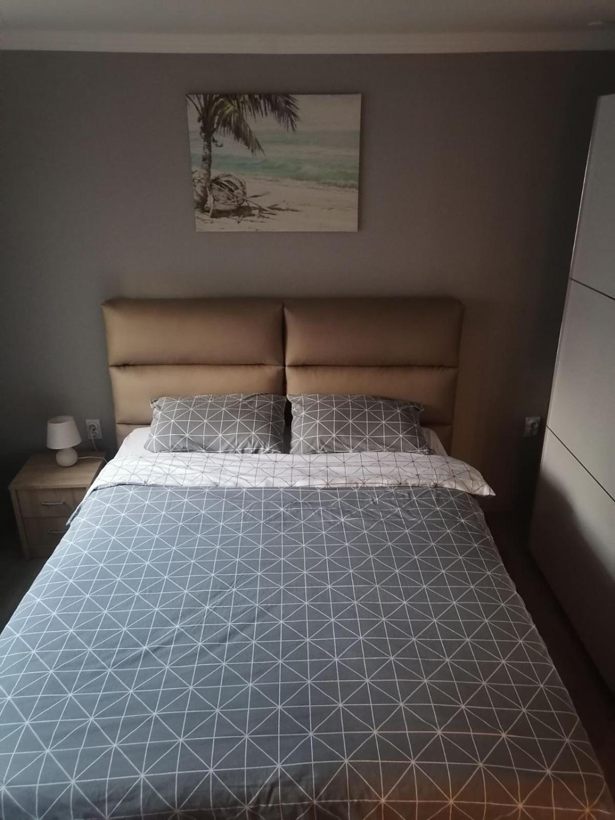 Kingston Apartment Pirot Ngoại thất bức ảnh